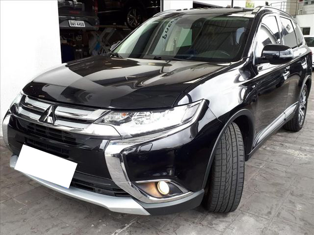 MITSUBISHI OUTLANDER 2016