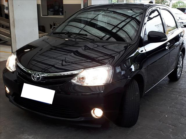 TOYOTA ETIOS 2015