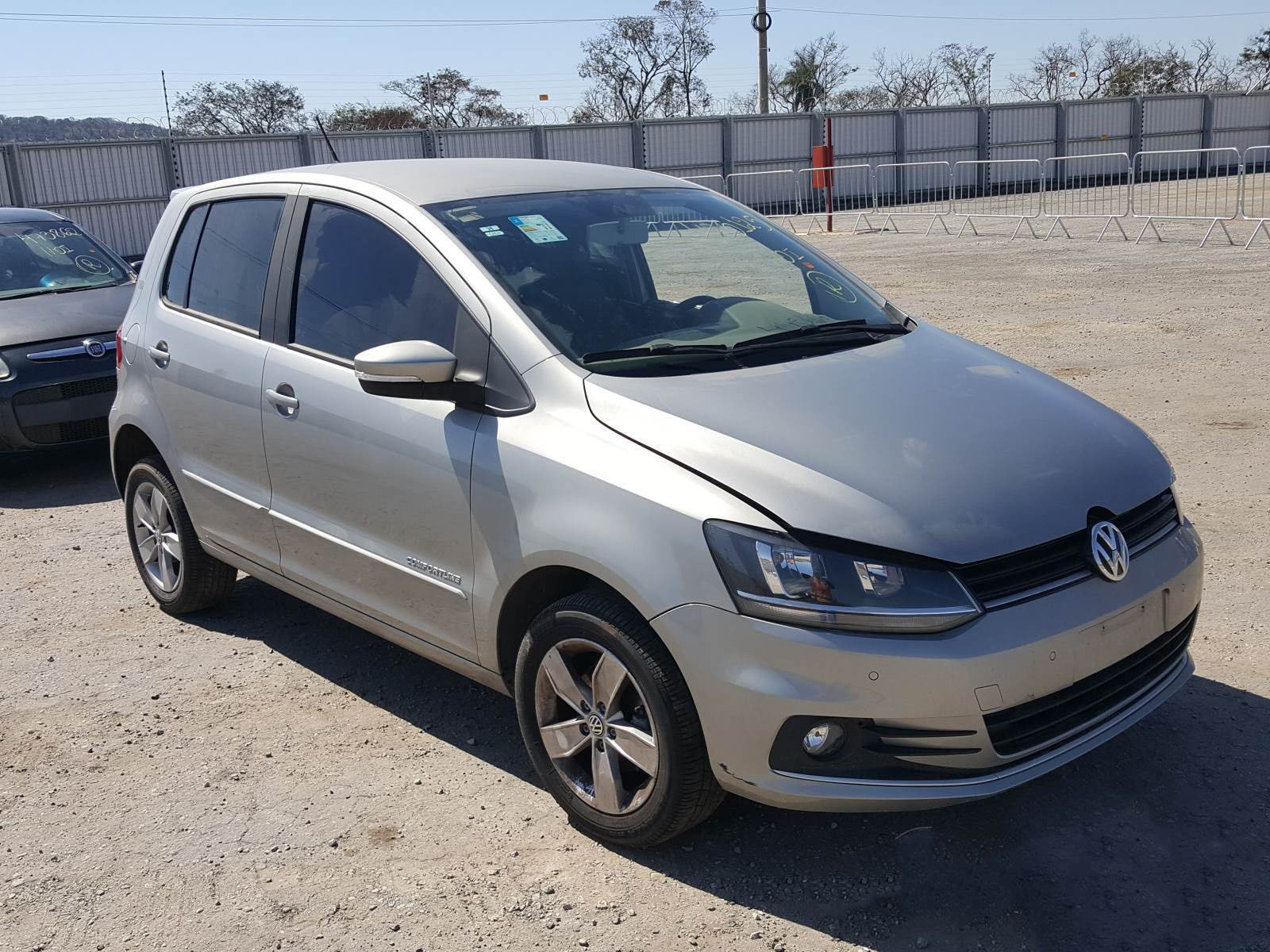 VOLKSWAGEN FOX COMFORTLINE 1.6 MSI 2017