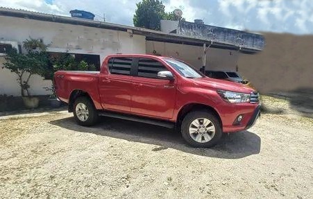 Toyota Modelo: HILUX CD SRV 4X4 2.8 TDI DIESEL AUT